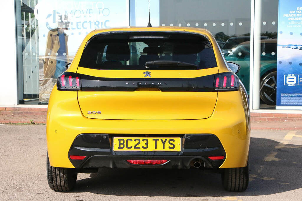 Peugeot 208 1.2 Puretech 100 Allure Premium BC23TYS Yellow #2