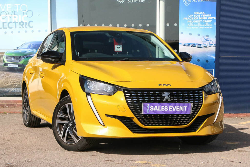 Peugeot 208 1.2 Puretech 100 Allure Premium Yellow