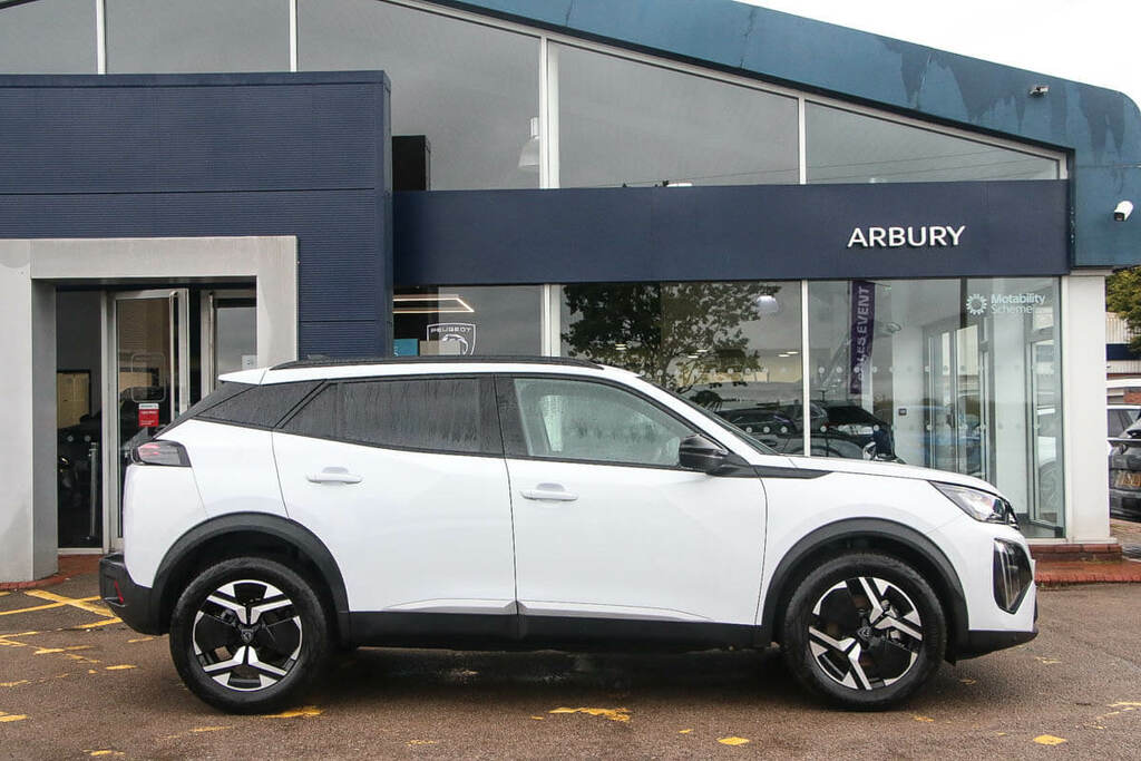 Peugeot 2008 1.2 Hybrid 136 Allure E-dsc6 White #3