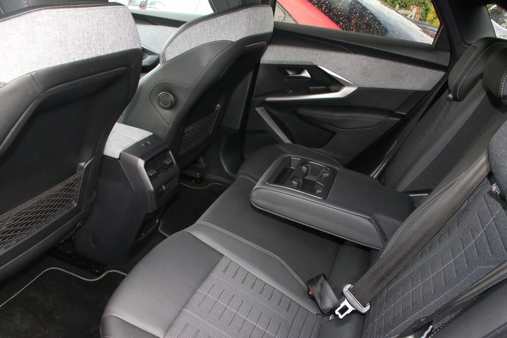 Peugeot 3008 157Kw Gt 73Kwh KS25ONZ Grey #5