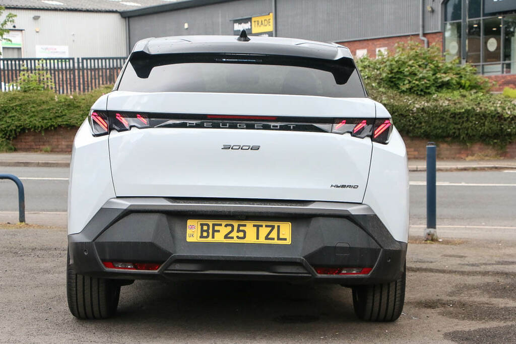 Peugeot 3008 1.2 Hybrid 136 Gt E-dsc6 BF25TZL White #2