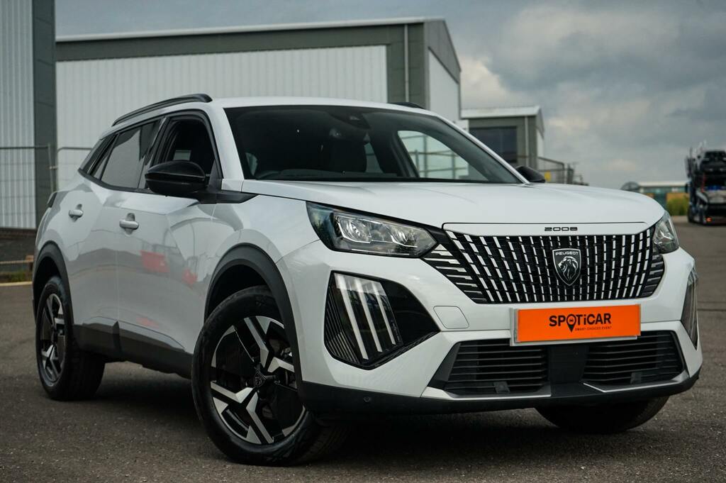 Peugeot 2008 1.2 Hybrid 136 Allure E-dsc6 White