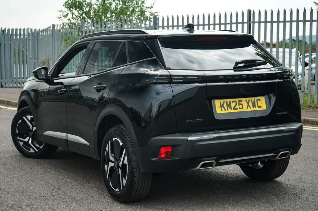 Peugeot 2008 1.2 Hybrid 136 Allure E-dsc6 KM25XWC Black #2