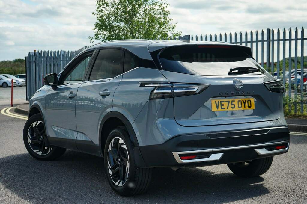 Nissan Qashqai 1.3 Dig-t Mh N-connecta Glass Roof VE75OYO Grey #3