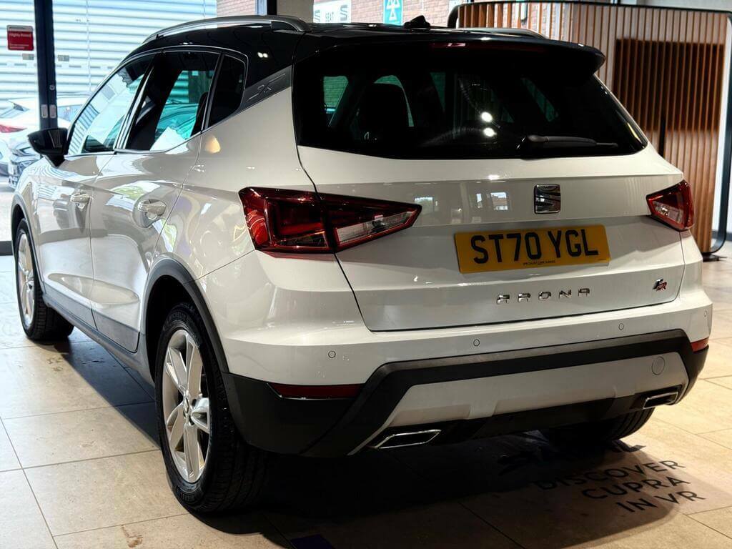 Seat Arona Arona Fr 1.0 Tsi 110 6-Speed ST70YGL White #3