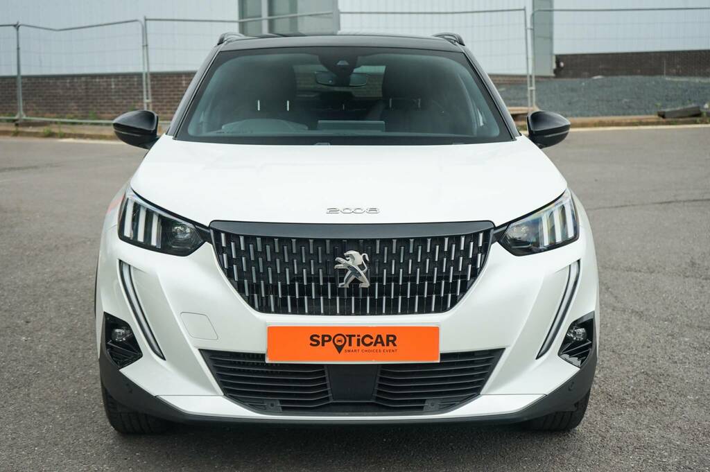 Peugeot 2008 1.2 Puretech 130 Gt YX22USJ White #3