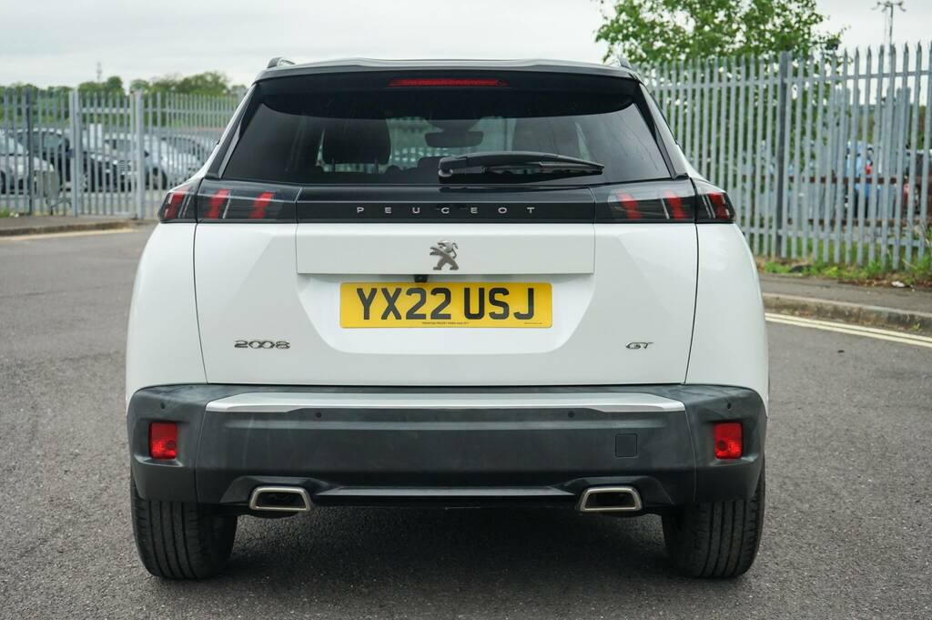 Peugeot 2008 1.2 Puretech 130 Gt YX22USJ White #4