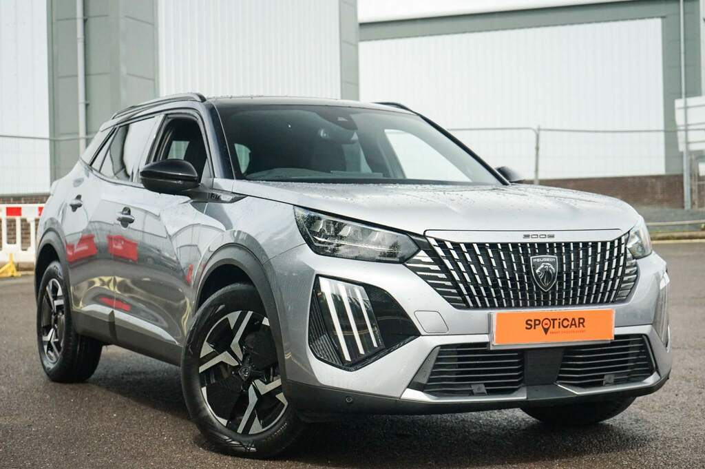 Peugeot 2008 1.2 Hybrid 136 Gt E-dsc6 Grey