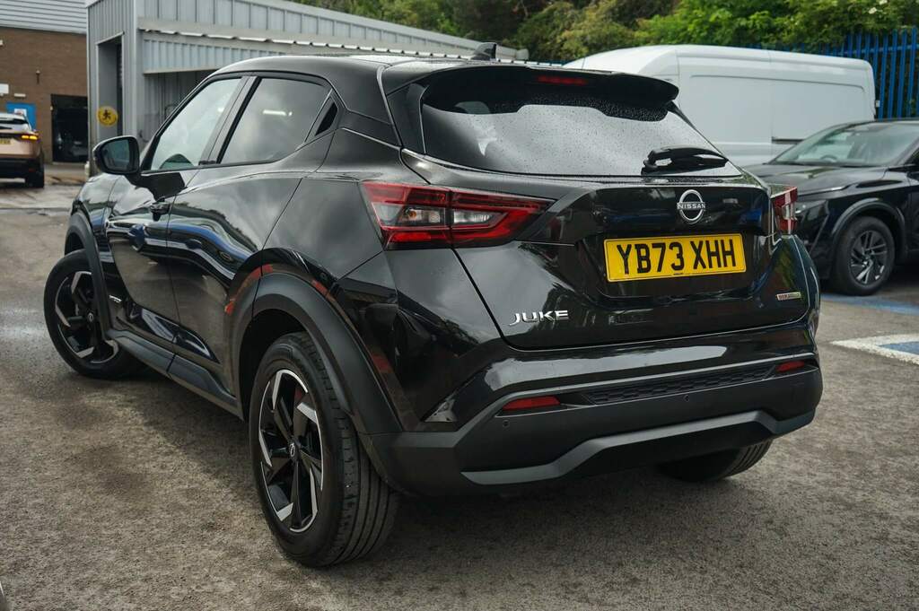 Nissan Juke 1.6 Hybrid N-connecta YB73XHH Black #3