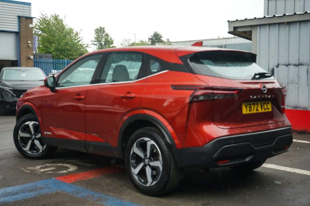 Nissan Qashqai 1.5 E-power Acenta Premium YB72VCC Red #3