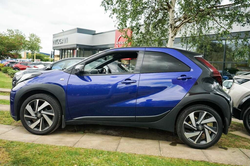 Toyota Aygo X 1.0 Vvt-i Edge AK22NZY Blue #4