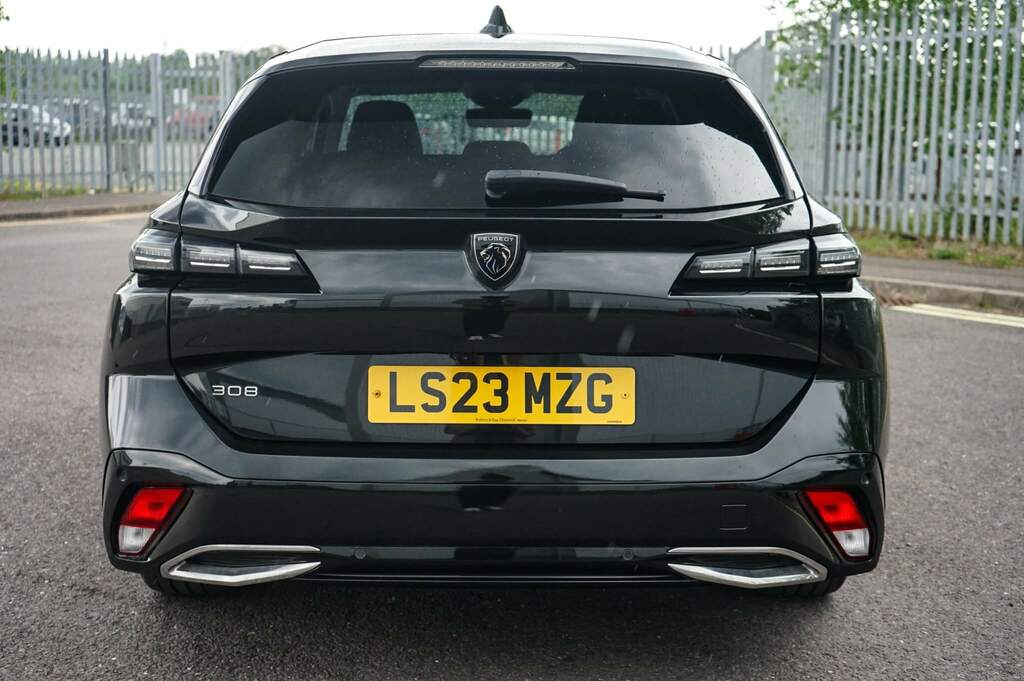 Peugeot 308 1.2 Puretech Allure Premium Eat8 LS23MZG Black #4