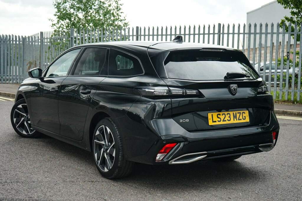 Peugeot 308 1.2 Puretech Allure Premium Eat8 LS23MZG Black #2