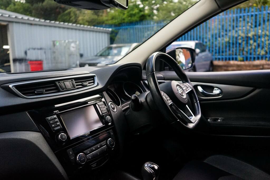Nissan Qashqai 1.2 Dig-t N-connecta CE67HTK Blue #2
