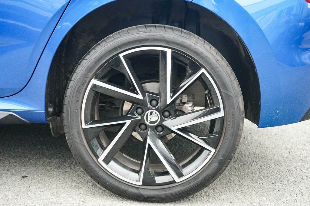 Skoda Kamiq 1.5 Tsi Monte Carlo Dsg VU73NLM Blue #5