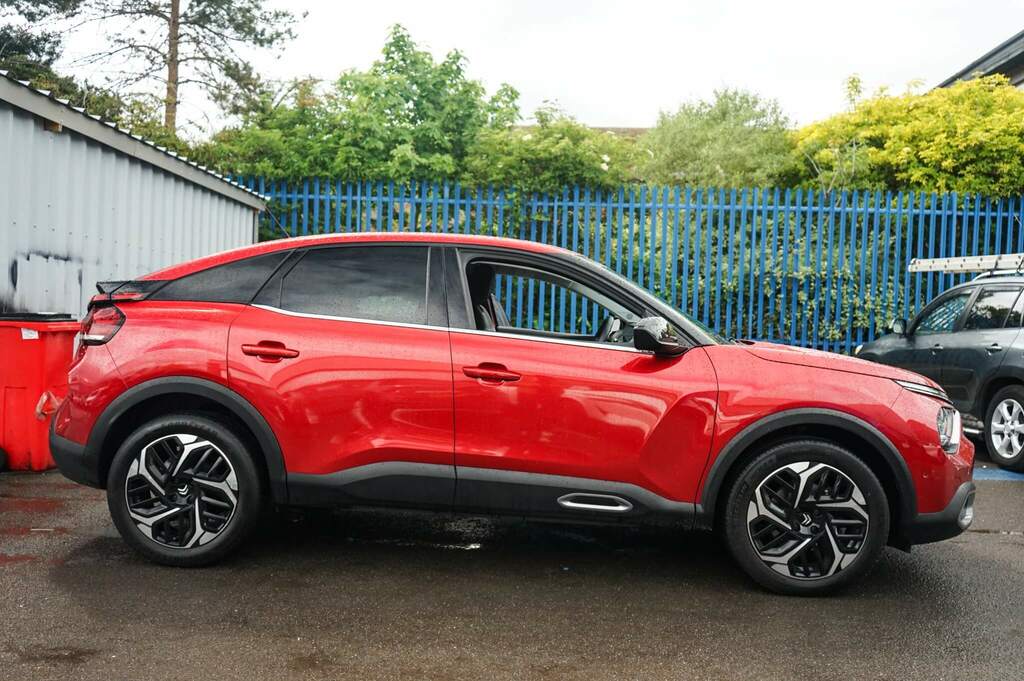 Citroen C4 1.2 Puretech 130 Shine Plus FP23POH Red #4