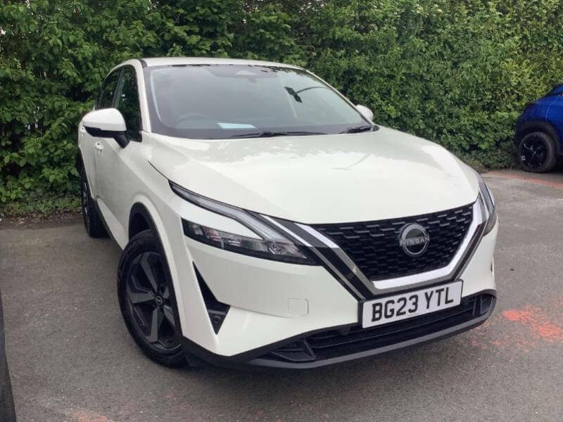 Nissan Qashqai 1.3 Dig-t Mh N-connecta White