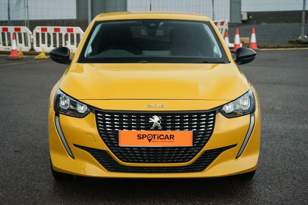 Peugeot 208 1.2 Puretech Active Premium VU23OZD Yellow #3