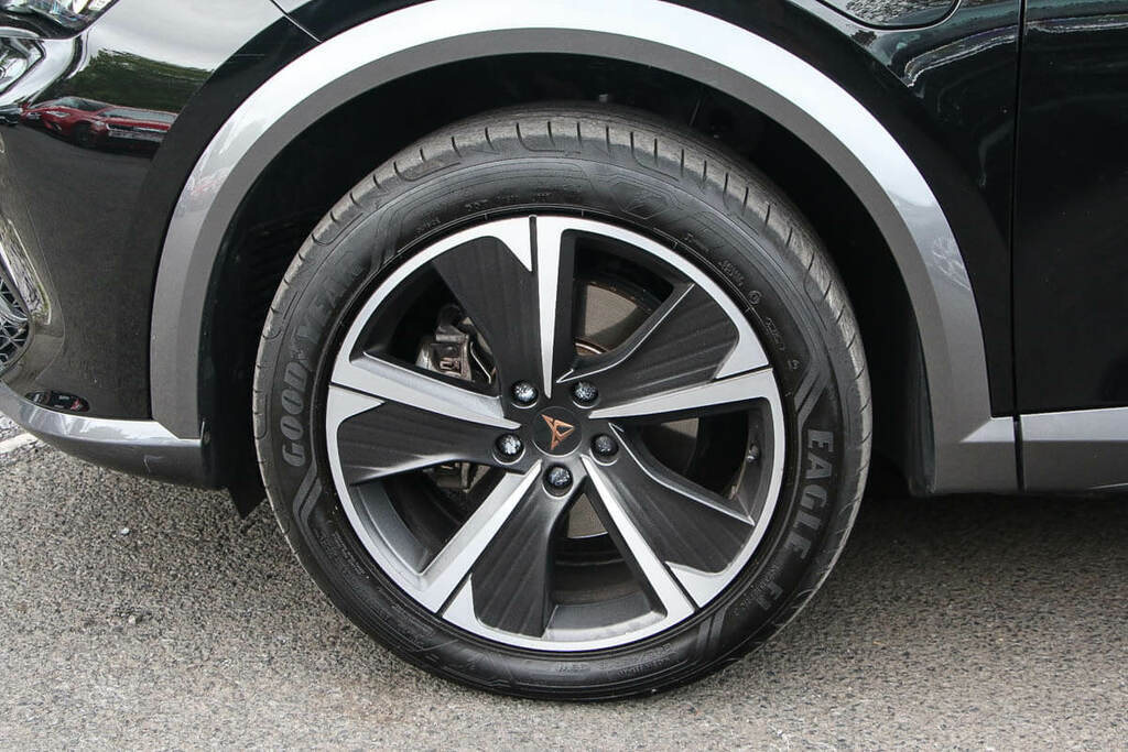 Cupra Formentor 1.4 Ehybrid 204 V1 Dsg YM24ZGW Black #5