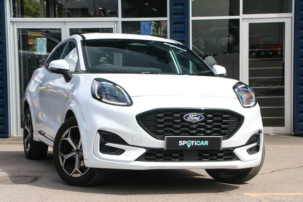 Ford Puma 1.0 Ecoboost Hybrid Mhev St-line White