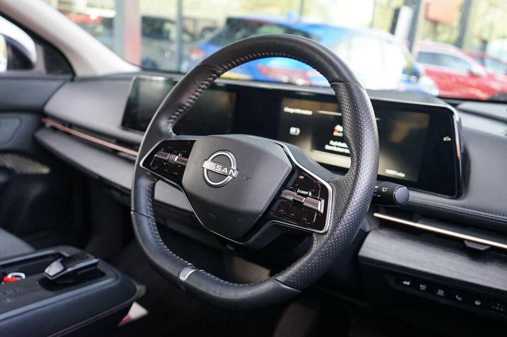 Nissan Ariya 160Kw Advance 63Kwh NC23XOB Brown #4