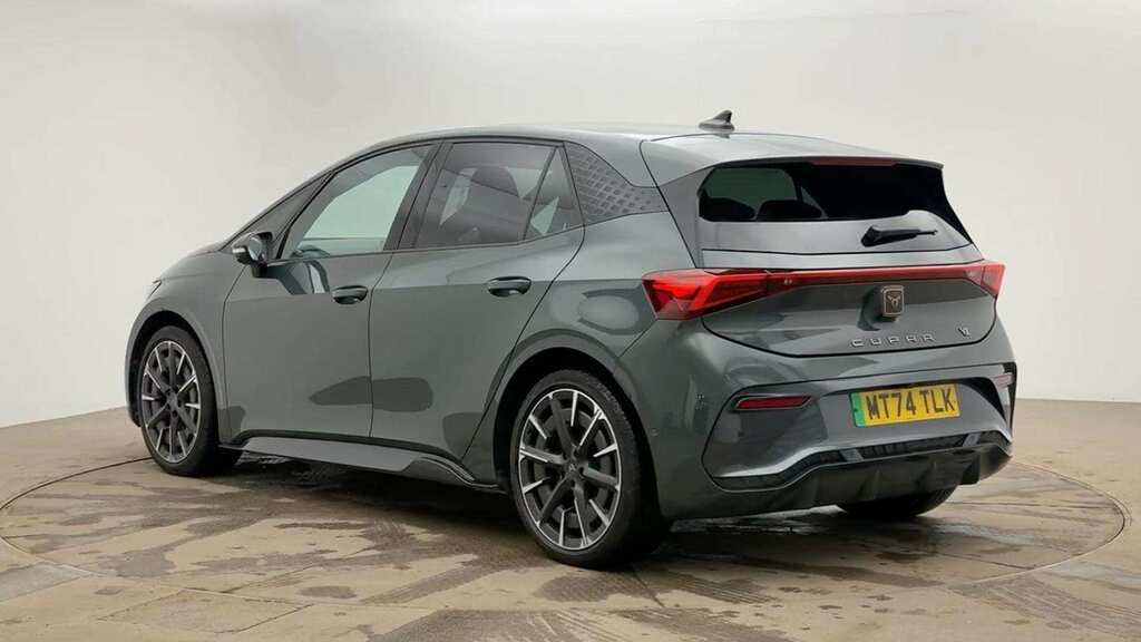 Cupra Born 240Kw E-boost Vz 79Kwh Green #2