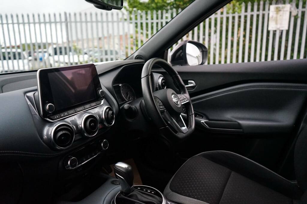 Nissan Juke 1.0 Dig-t 114 N-connecta Dct VU22MYG White #2