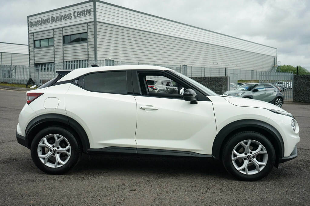 Nissan Juke 1.0 Dig-t 114 N-connecta Dct VU22MYG White #4