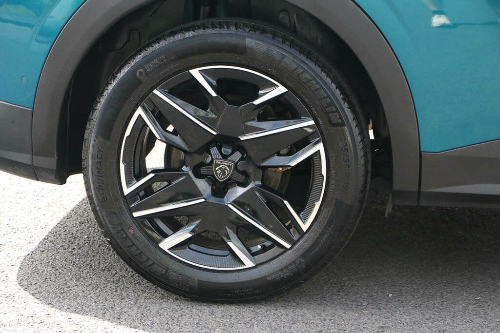 Peugeot 3008 Hybrid 136 E-dsc6 DYZ1665 Blue #6