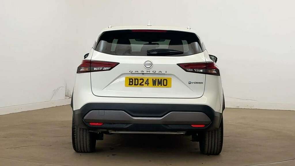 Nissan Qashqai 1.5 E-power N-connecta BD24WMO White #5