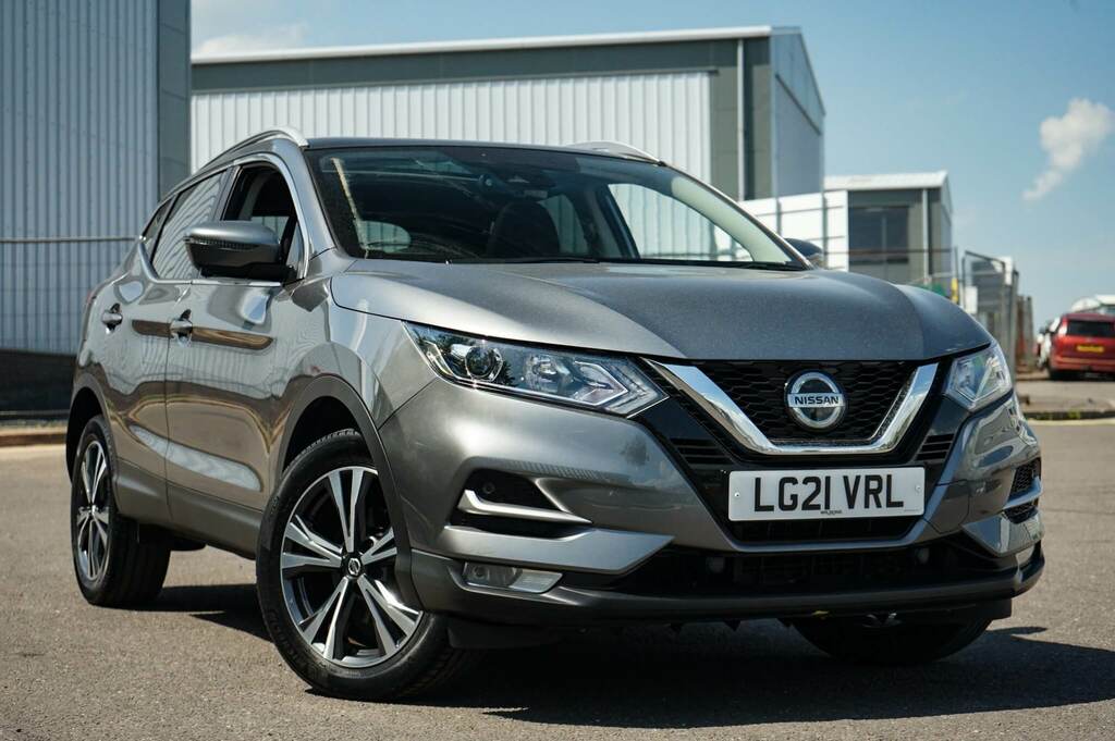 Nissan Qashqai 1.3 Dig-t N-connecta Grey