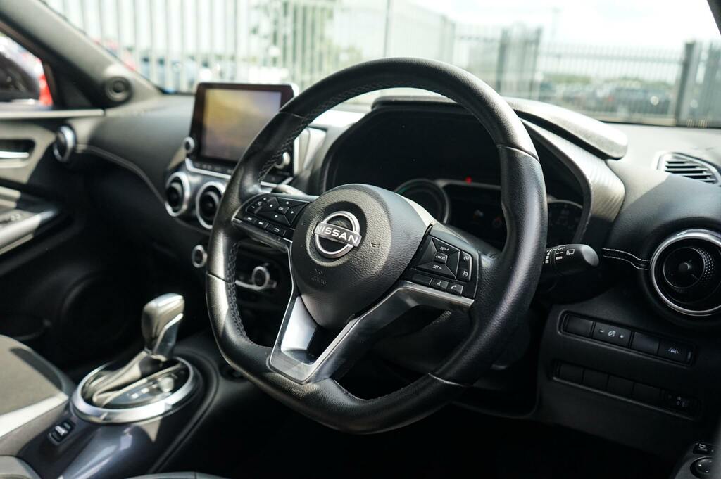 Nissan Juke 1.6 Hybrid N-connecta EX23LVE Blue #2