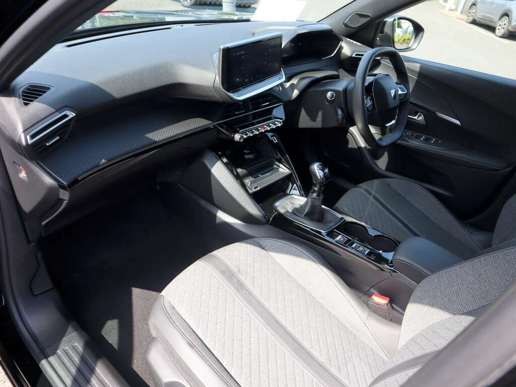 Peugeot 2008 1.2 Puretech 130 Allure MM24GSU Black #5