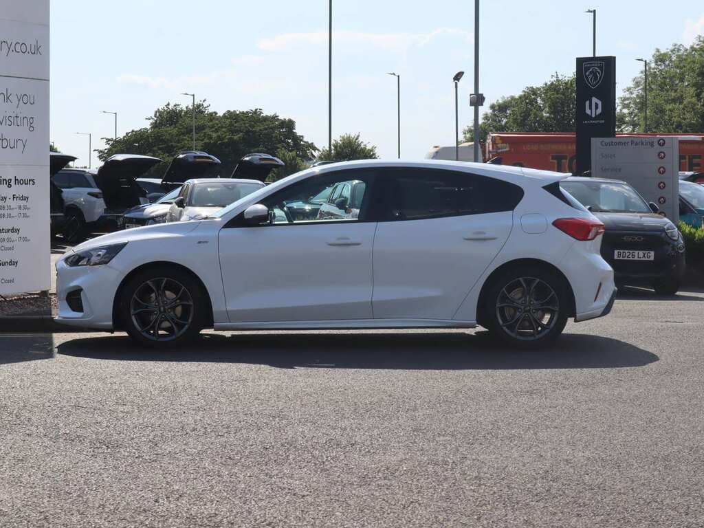 Ford Focus 1.0 Ecoboost Hybrid Mhev 125 St-line Edition White #5