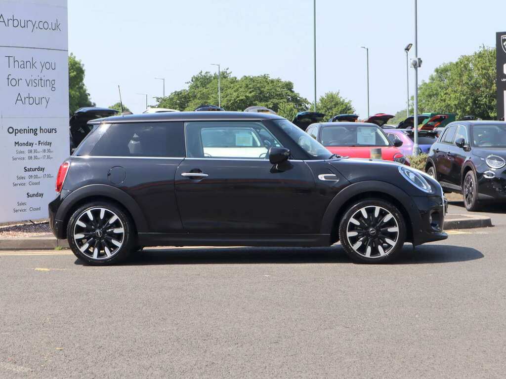 Mini Hatch 3-Door Hatch Cooper Exclusive VK69MFP Black #4