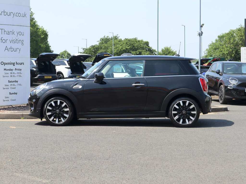 Mini Hatch 3-Door Hatch Cooper Exclusive VK69MFP Black #3