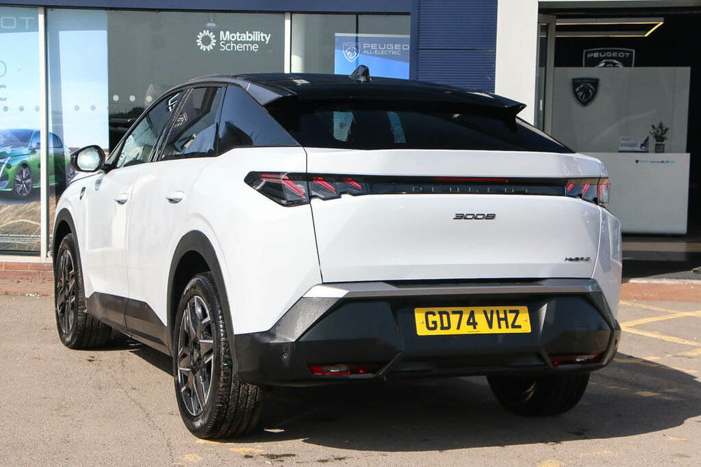 Peugeot 3008 Hybrid 136 E-dsc6 Gb GD74VHZ White #3