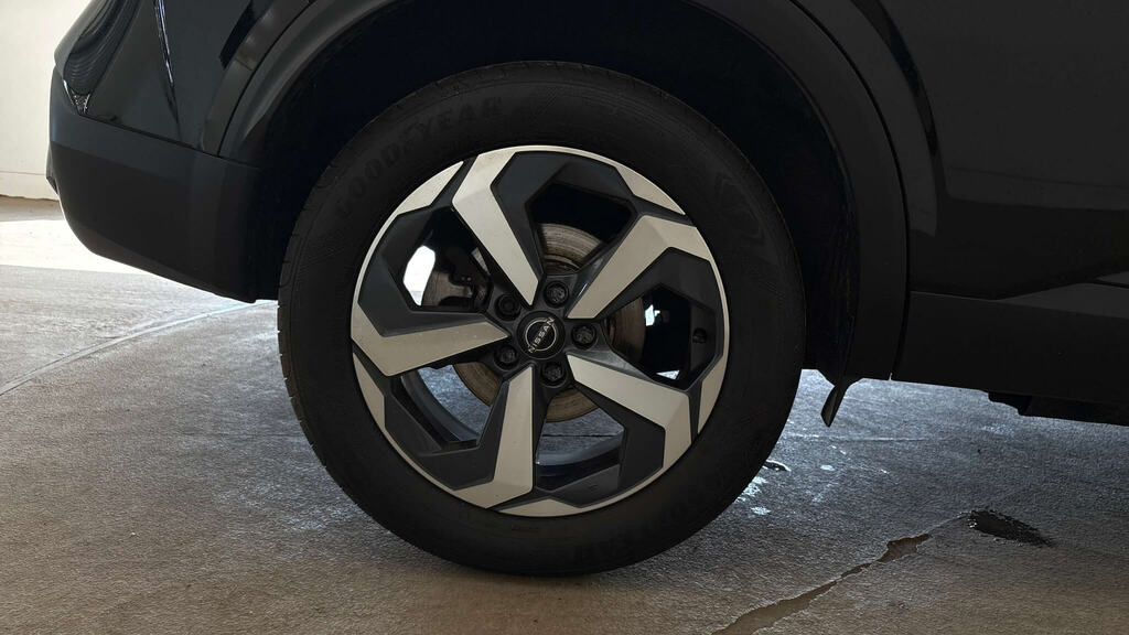 Nissan Qashqai 1.5 E-power N-connecta DS24BHE Black #6