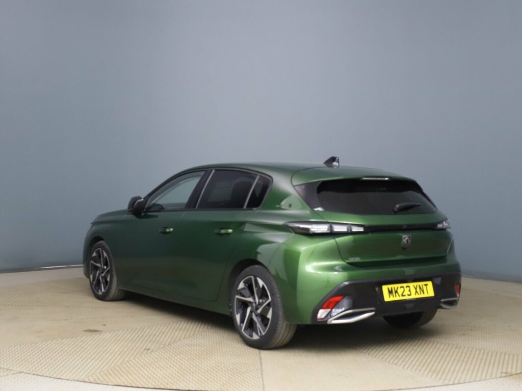 Peugeot 308 1.2 Puretech Allure Premium Eat8 MK23XNT Green #2