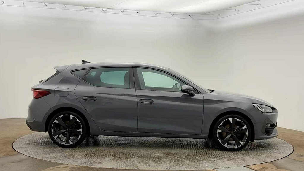 Cupra Leon 1.5 Etsi V1 Dsg Grey #4