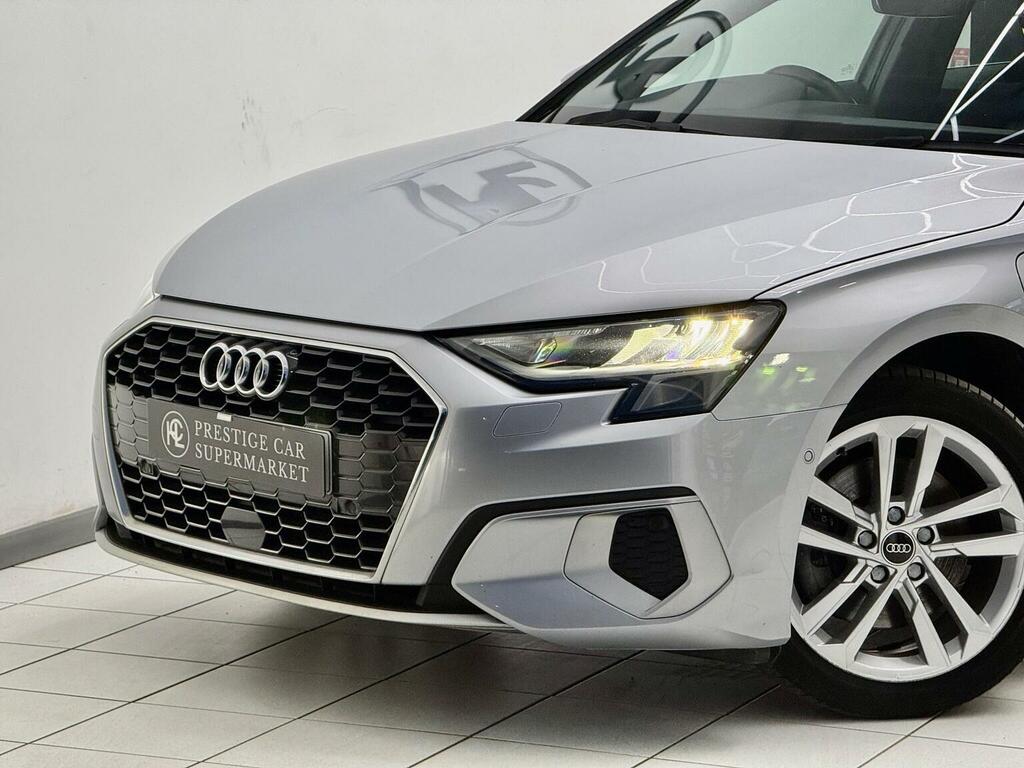Audi A3 Hatchback 1.4 Tfsie 40 Sport Sportback S Tronic Eu HG71JSZ Silver #4