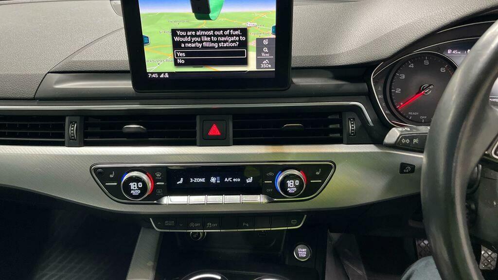 Audi A4 Saloon 2.0 Tfsi 40 Sport S Tronic Euro 6 Ss RJ19YDK White #4