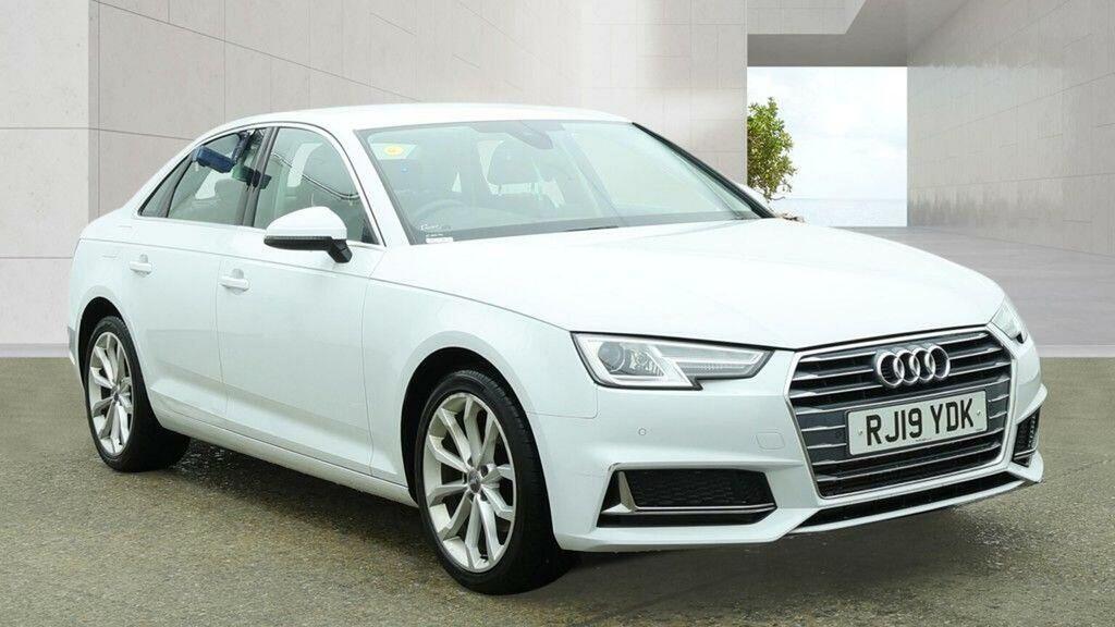 Audi A4 Saloon 2.0 Tfsi 40 Sport S Tronic Euro 6 Ss White