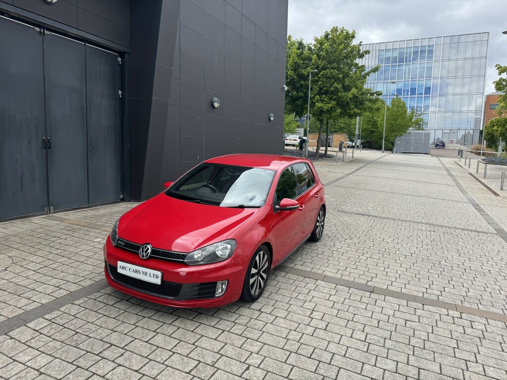 Volkswagen Golf 2.0 Tdi Gtd 2012 Red