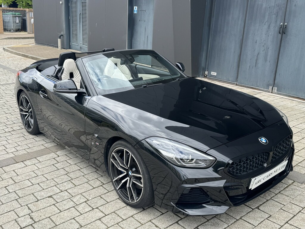 BMW Z4 2.0 Z4 Sdrive20i M Sport 2019 Black #3