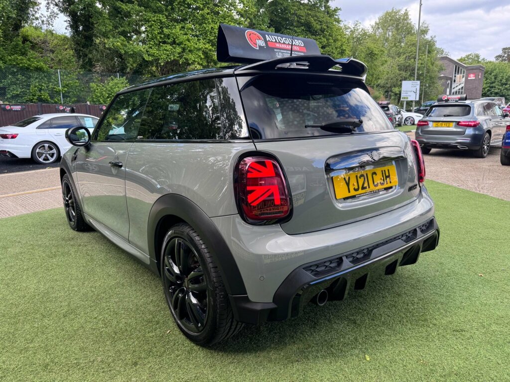 Mini Hatch 1.5 Cooper Sport Hatchback Steptronic E YJ21CJH #3