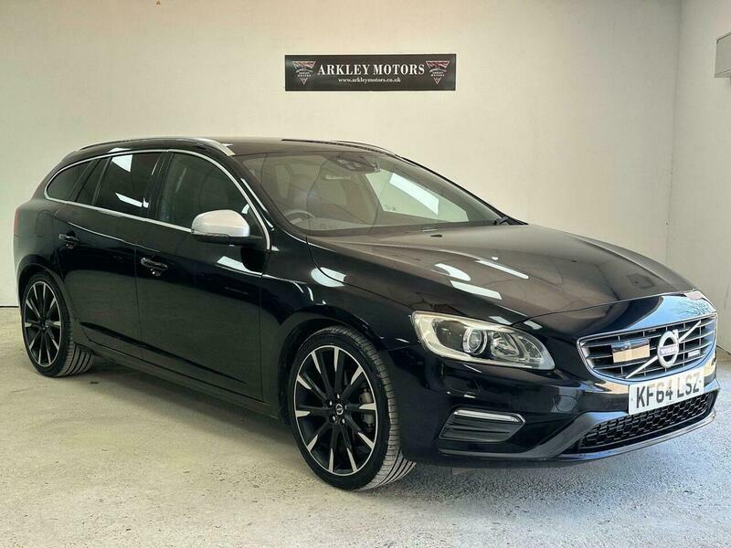 Volvo V60 1.6 T4 R-design Powershift Black