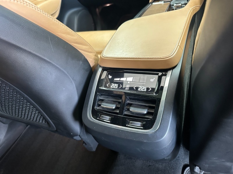 Volvo XC90 2.0 D5 Powerpulse R-design Awd Geartronic  #10