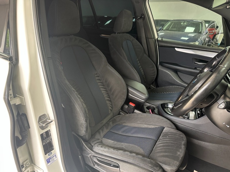 BMW 2 Series Gran Tourer 2.0 220I M Sport White