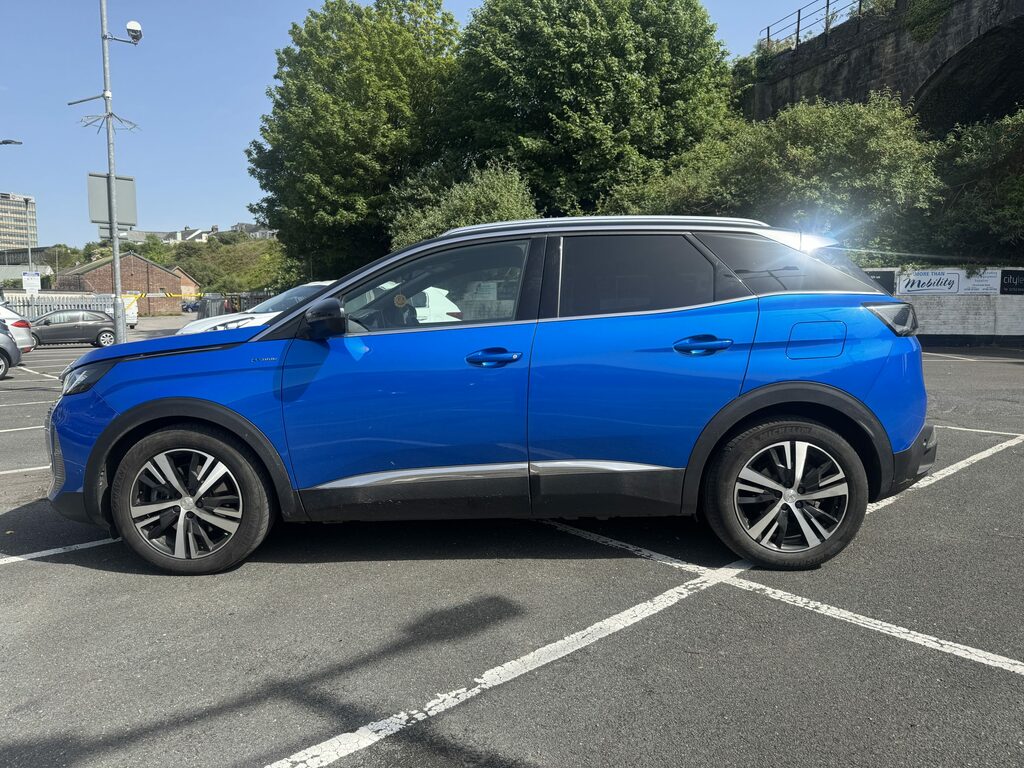Peugeot 3008 Petrol YD71UZL Blue #3